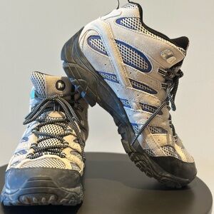 Merrell Men’s Vibram Hiking Boots Size 9